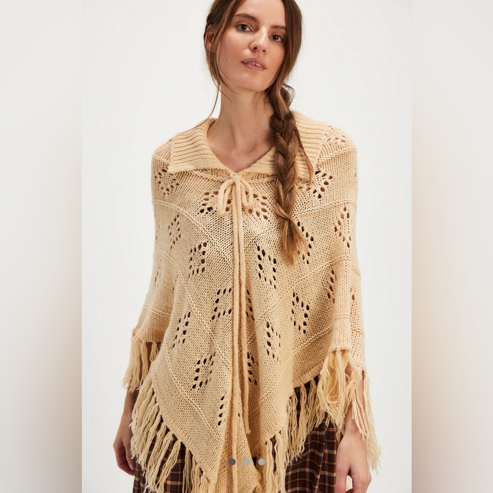 Free People Understated Leather Tan Eyelet Knit Crochet Fringe Poncho Sweater